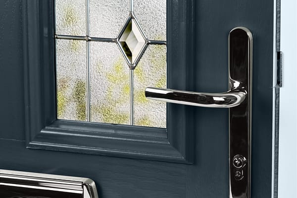 close up composite door handle