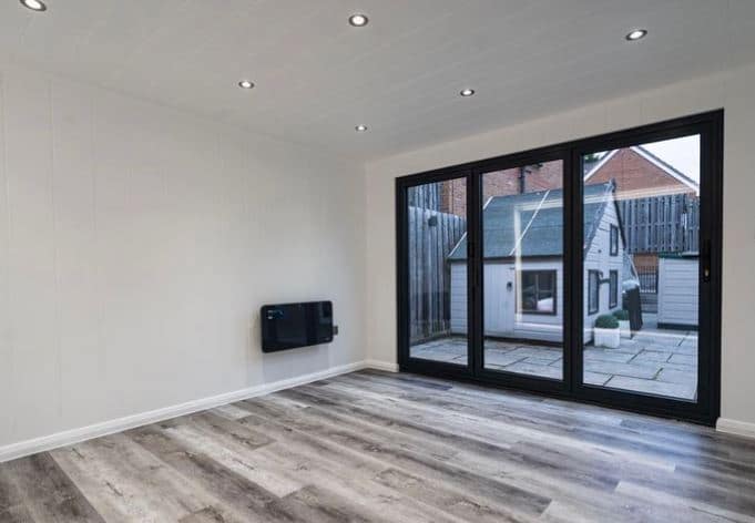 3 pane aluminium bifold door in new home extension